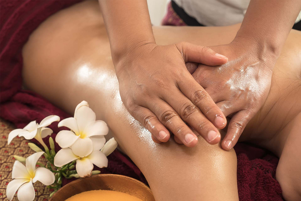 aroma massage with oils at candle massage center Islamabad | Bahria Town Phase 4